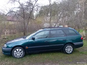 Тойота Авенсис, 2002 г. в.