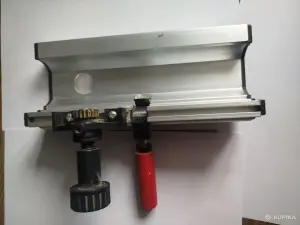 Параллельный упор для круглопильного станка jib