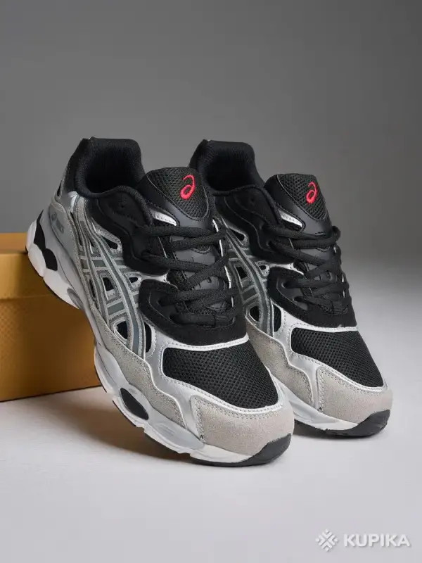 Новые мужские кроссовки Asics