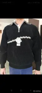 Свитер мужской