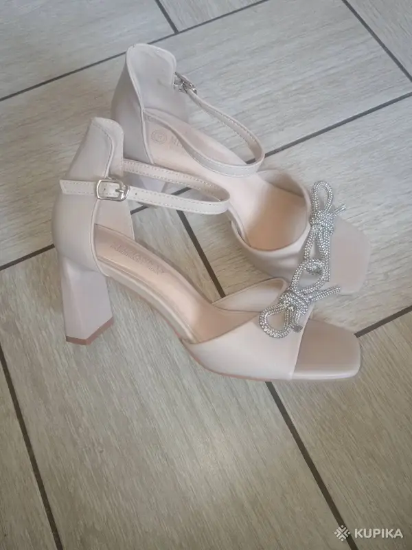 Женская обувь БУ и новая - Босоножки - Вся Беларусь Босоножки - Вся Беларусь - 242478 - Доска объявлений Kupika.by