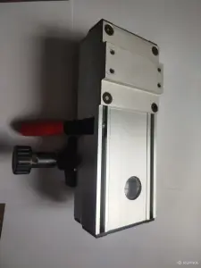 Параллельный упор для круглопильного станка jib