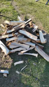 Дровокол с возвратом раскола.