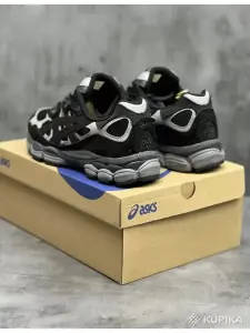 Новые мужские кроссовки Asics