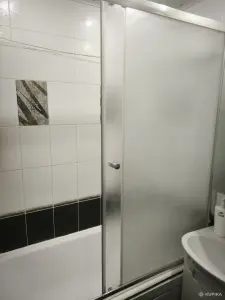 Шторка на ванну