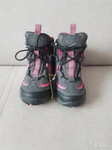 НОВЫЕ высокие кроссовки (весна) фирма "Gelert",