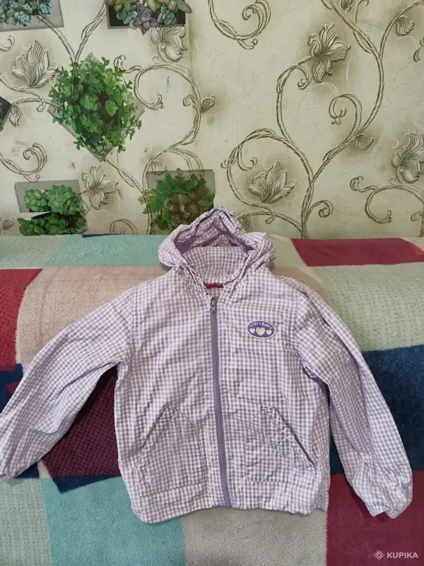 Ветровка для девочки