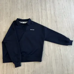 Лонгслив/свитшот