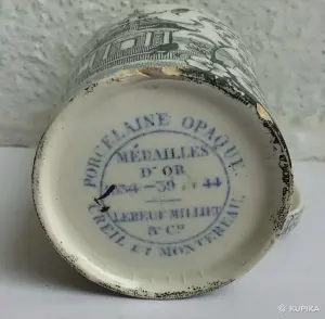 Маленькая старинная кружка Creil et Montereau