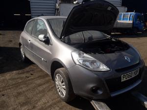 Б/У запчасти Renault Clio 2009-2012 с доставкой