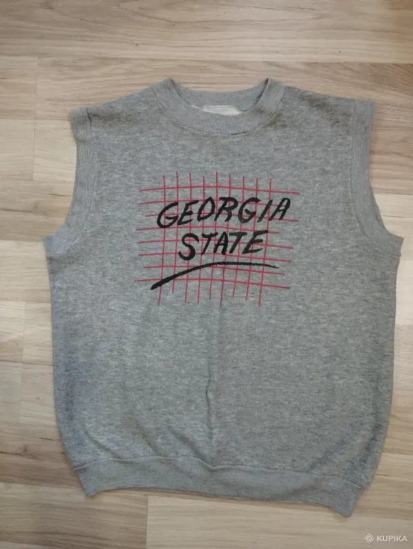 Безрукавка р-р 48 (М)