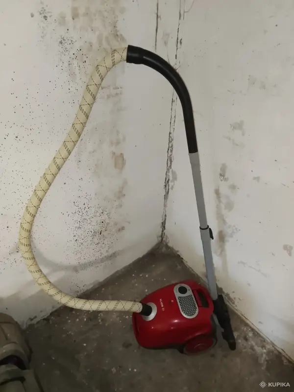 Пылесос Bosch 2200W