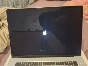 Macbook Air 15 m4 16/256 2025