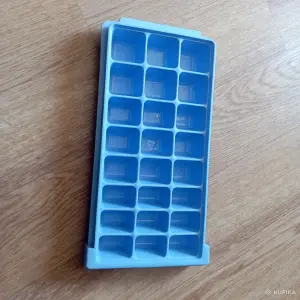 Форма (емкость) для льда/желе (30х10 см)