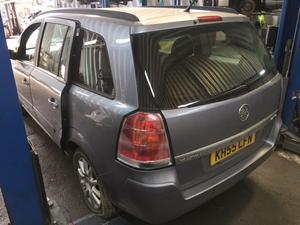 Б/У запчасти Opel Zafira B 2005-2014 с доставкой