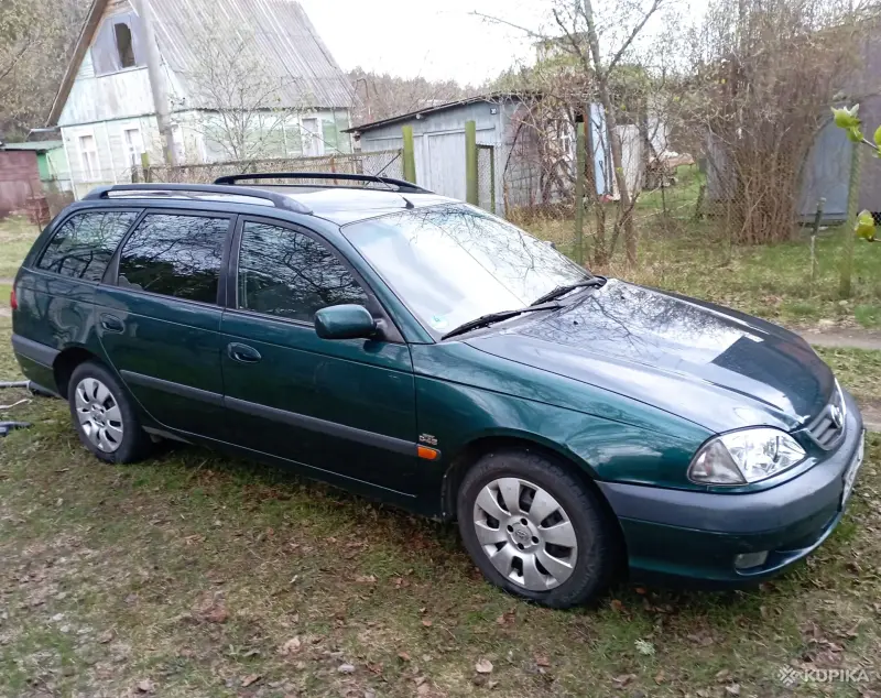 Тойота Авенсис, 2002 г. в.