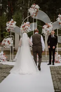 Свадебное платье