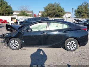 Б/У запчасти Toyota Prius 2015-2019 с доставкой