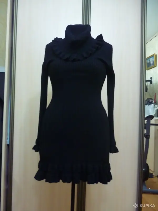 Платье «LOUISE OROP»