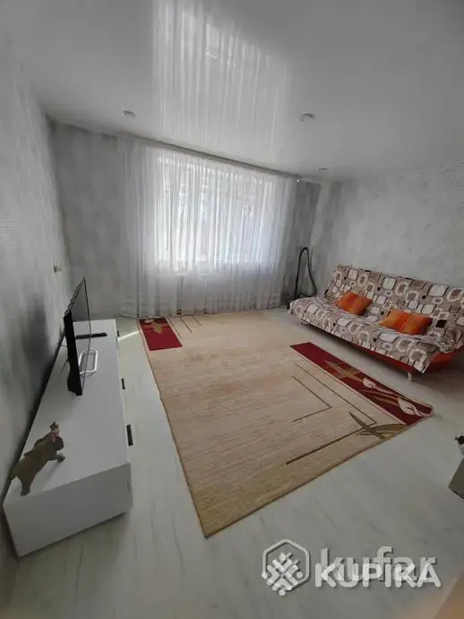 Сдам НА СУТКИ 1 кв-ра в центре возле автовокзала и ж. д