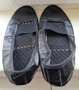 Чешки черные, р.39 (по стельке 25см), б.у