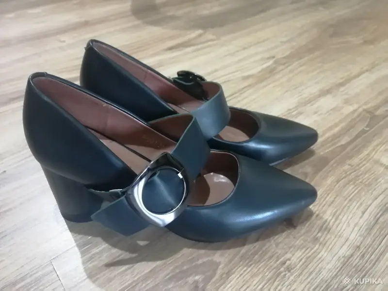 Туфли женские, новые (38р-р)