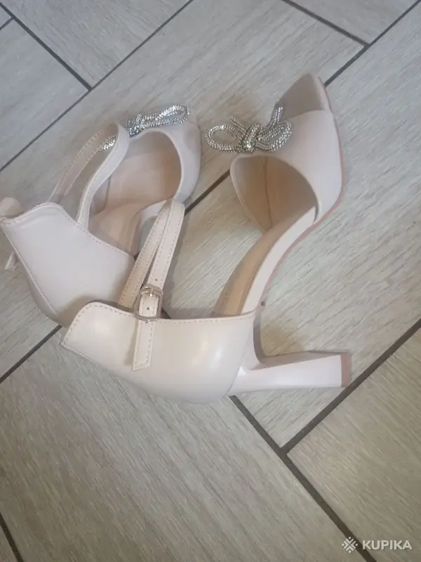 Женская обувь БУ и новая - Босоножки - Вся Беларусь - Фото 2 Босоножки - Вся Беларусь - 242478 - Доска объявлений Kupika.by - Фото 2