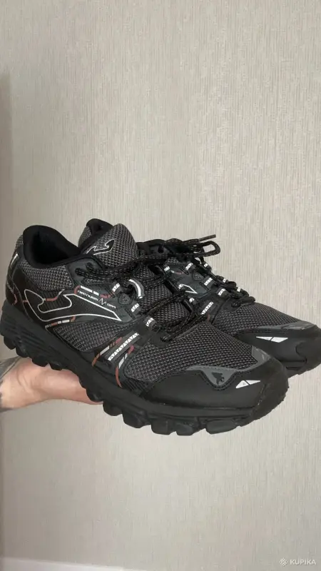 Кроссовки joma