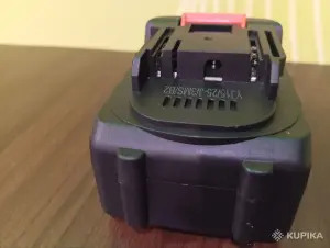 Аккумулятор батарея литий-ионная 21v 5.5 A/h