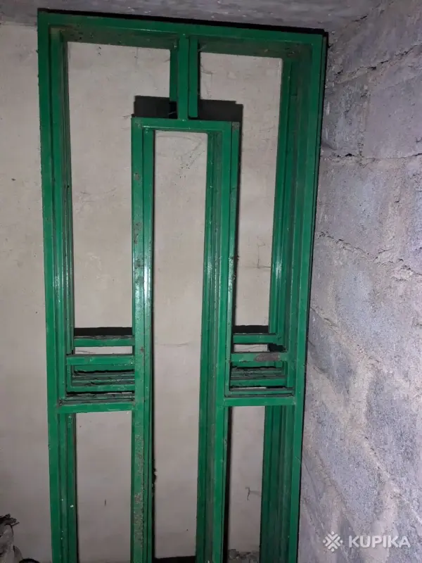 Металлический каркас от летнего кафе, разборный