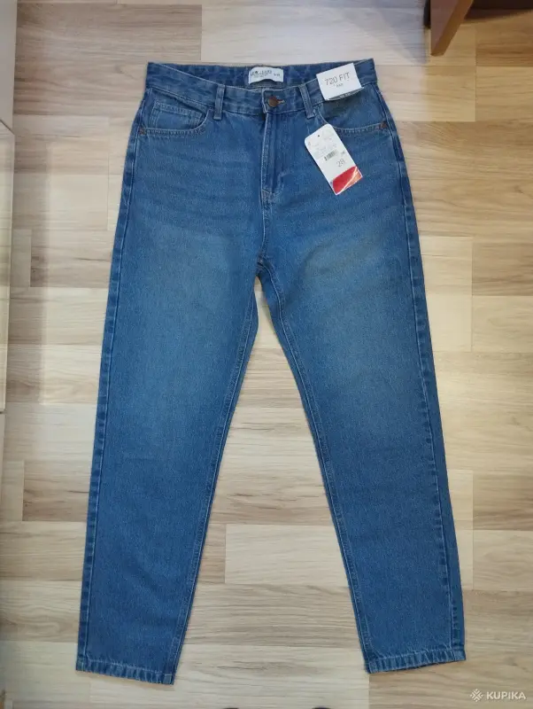 Джинсы бананы LC Waikiki р-р 46(S)-новые.