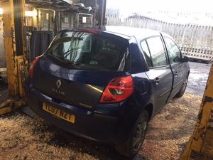 Б/У запчасти Renault Clio 2005-2009 с доставкой