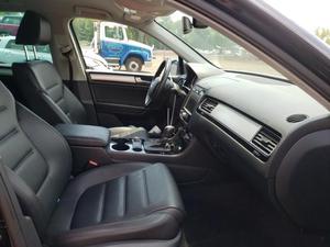 Б/У запчасти Volkswagen Touareg 2010-2014 с доставкой