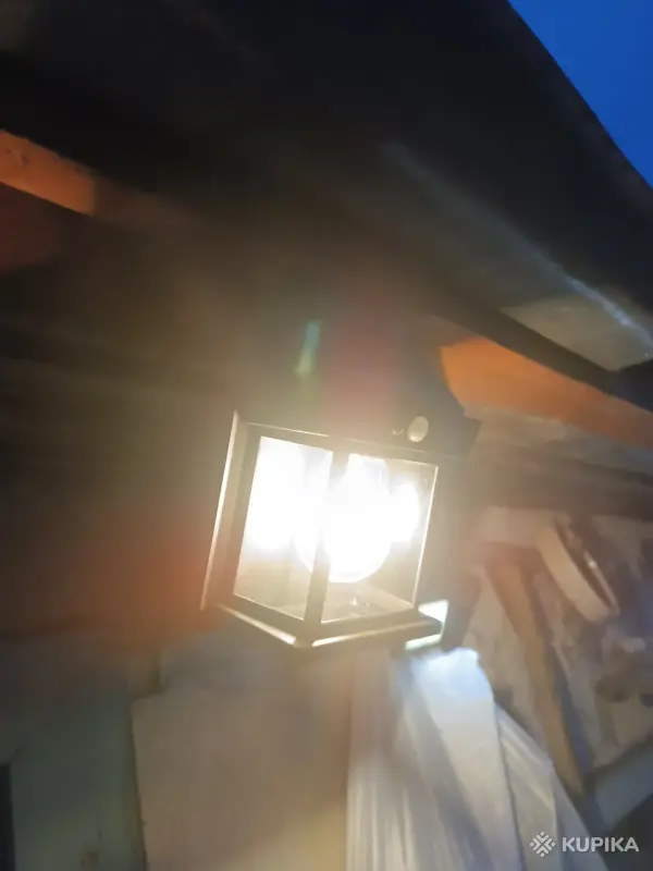 Светодиодный уличный фонарь с датчиком движения