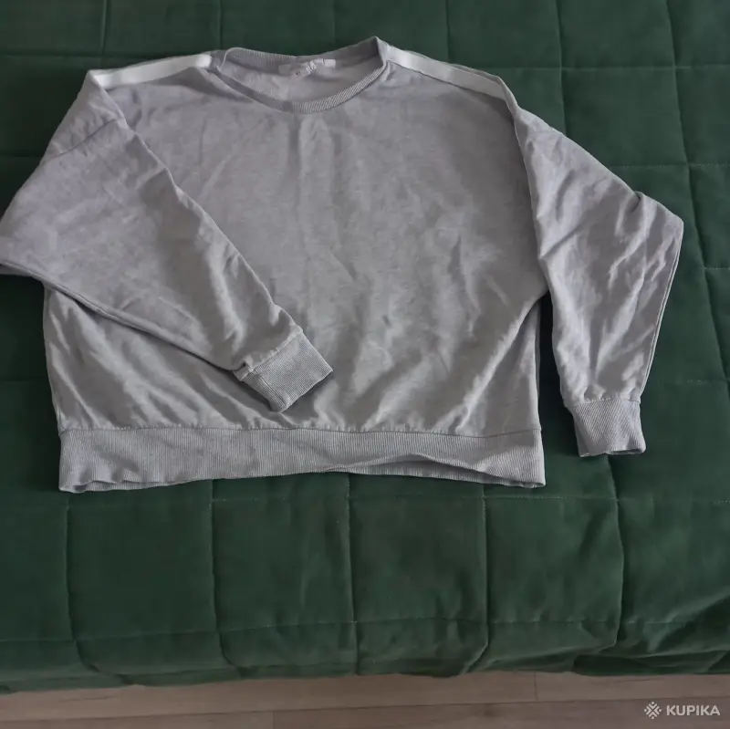 Свитшот женский Н&М