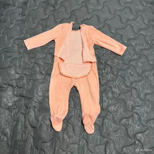 Слип-комбинезон для девочки 80 размера