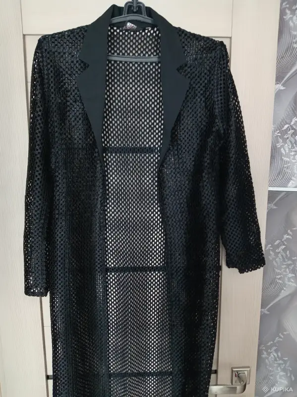 Платье с накидкой