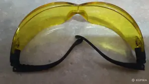 Очки солнечные