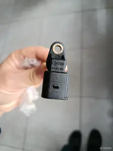 Датчик распредвала гольф 5