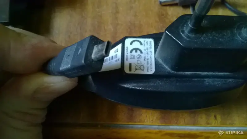 Сетевое Зарядное Устройство STC-A22050U8-A