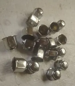 Колпачки колёсные