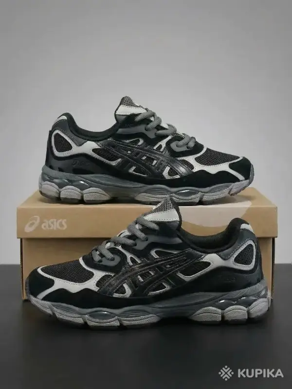 Новые мужские кроссовки Asics