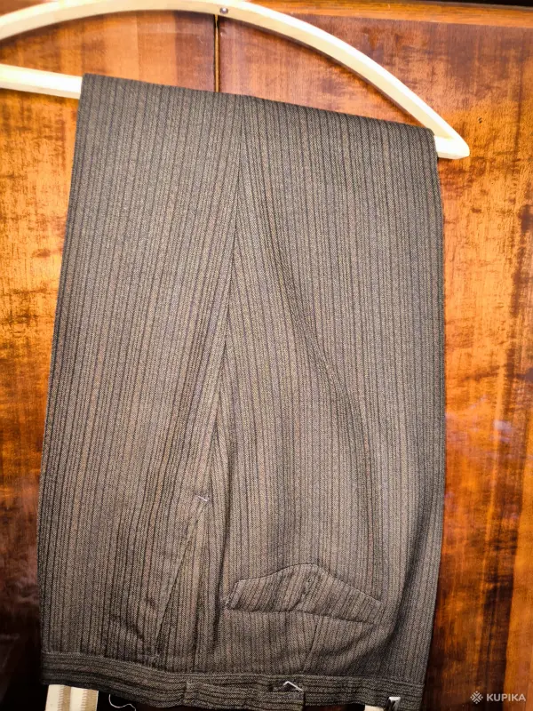 Костюм (пиджак с брюками) 50(L) и костюм-тройка (пиджак, жилетка и штаны) 48(M) - Брест - 197118 - Доска объявлений Kupika.by - Фото 8