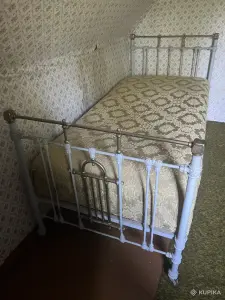 Кровать металлическая