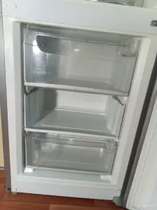Продам холодильник Атлант б/у no frost