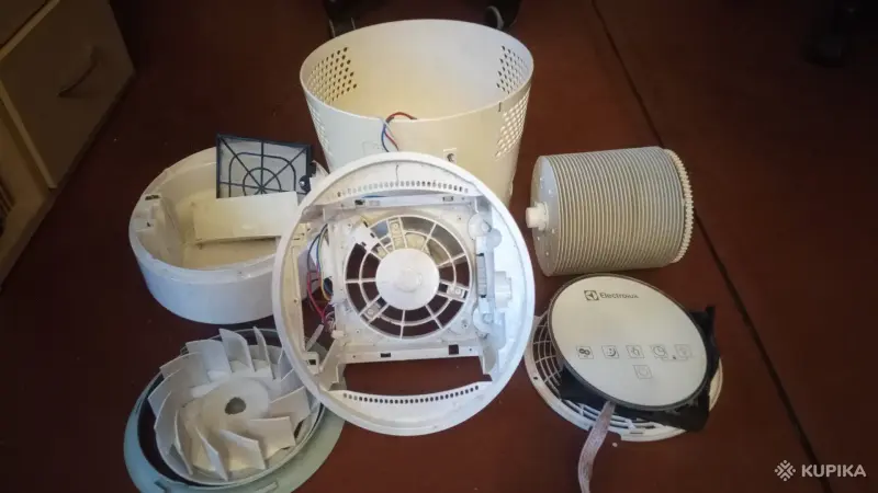 Мойка воздуха Electrolux EHAW-9515D на запчасти