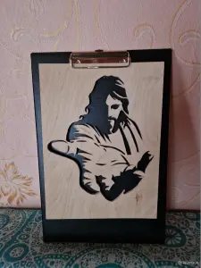 картины. фигурки. стул стремянка для дома нужная