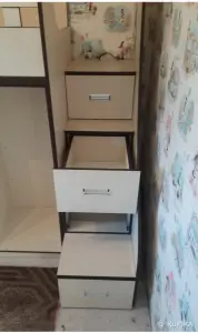 Двухъярусная кровать