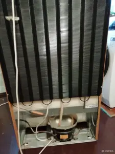 Холодильник indesit б/у