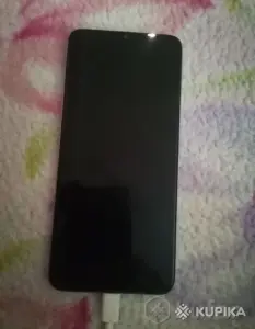 Мобильный телефон